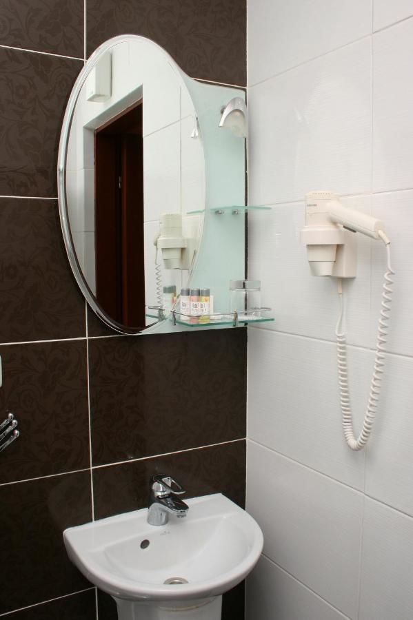 Отель Premier Hotel Shafran Сумы-27