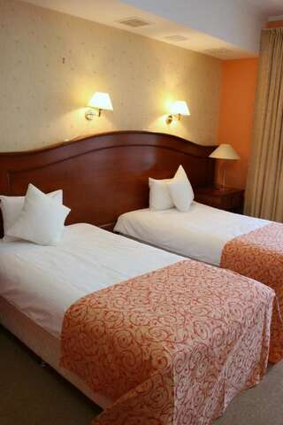Отель Premier Hotel Shafran Сумы Номер «Премьер»-4