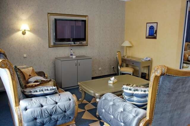 Отель Premier Hotel Shafran Сумы-29